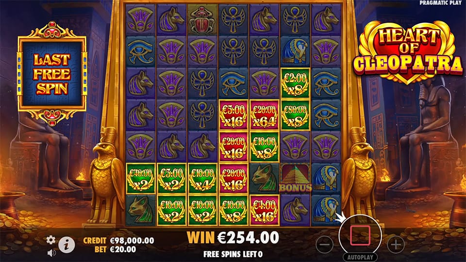 Heart of Cleopatra slot feature money spots